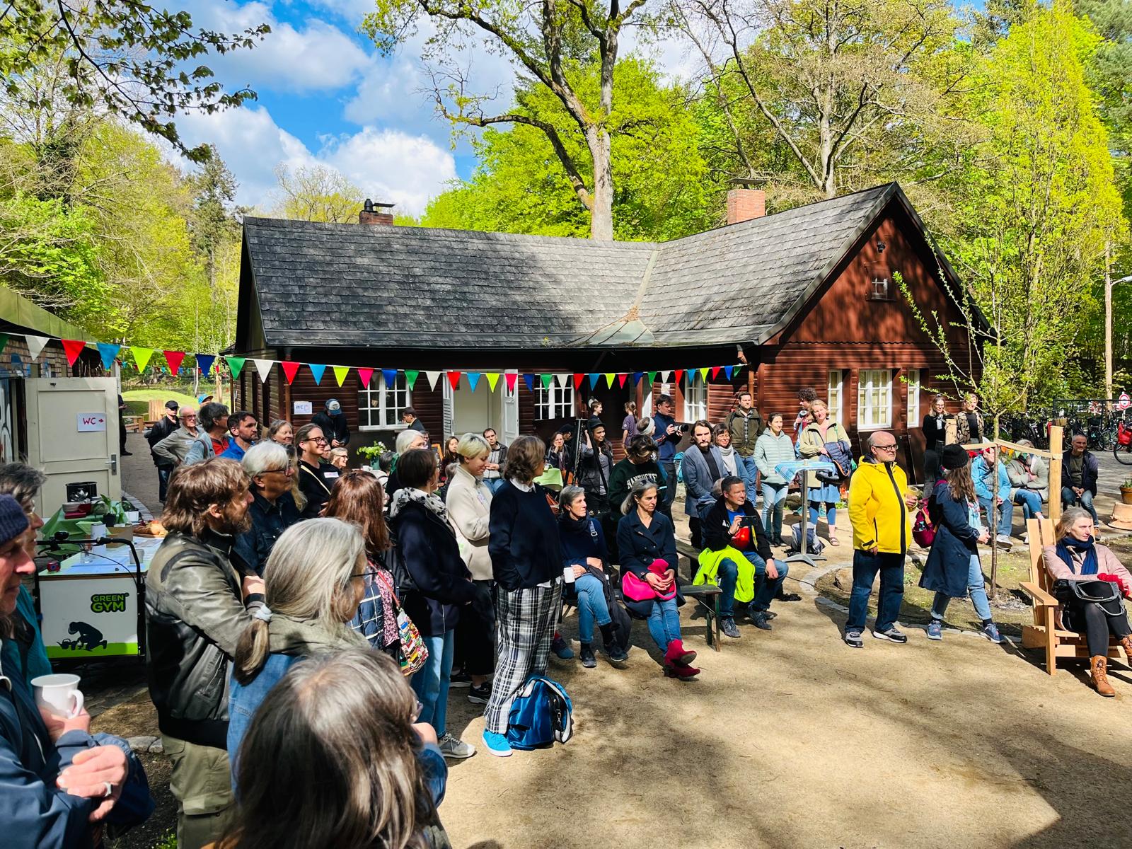 Der Heilgarten im Frühjahr