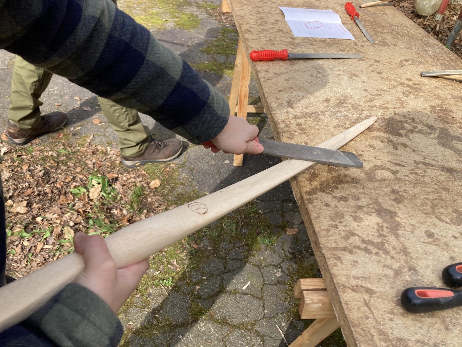 Bogenbau mit Manau im Heilgarten Hamburg