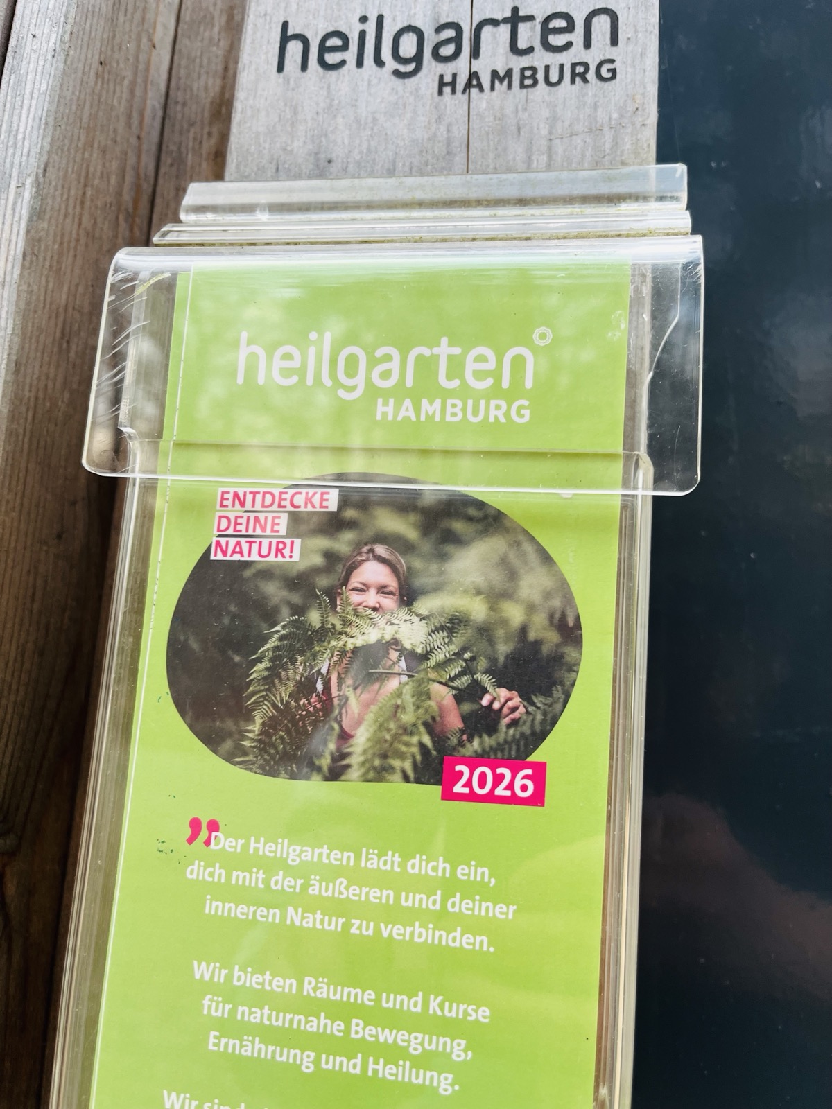 Heilgarten Programmheft im Schaukasten
